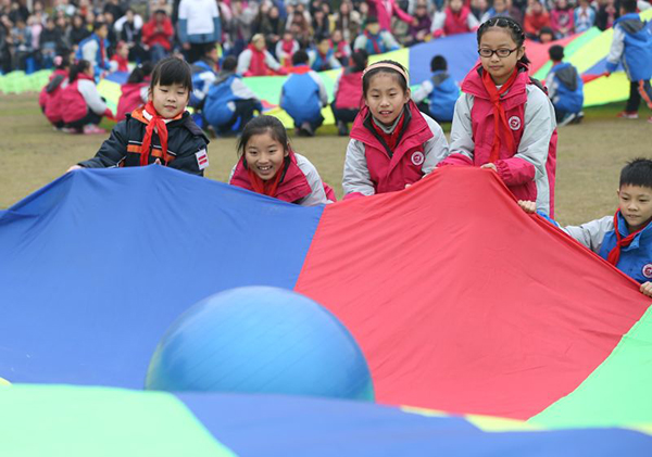 快乐定向 专业机构试水校园体育服务